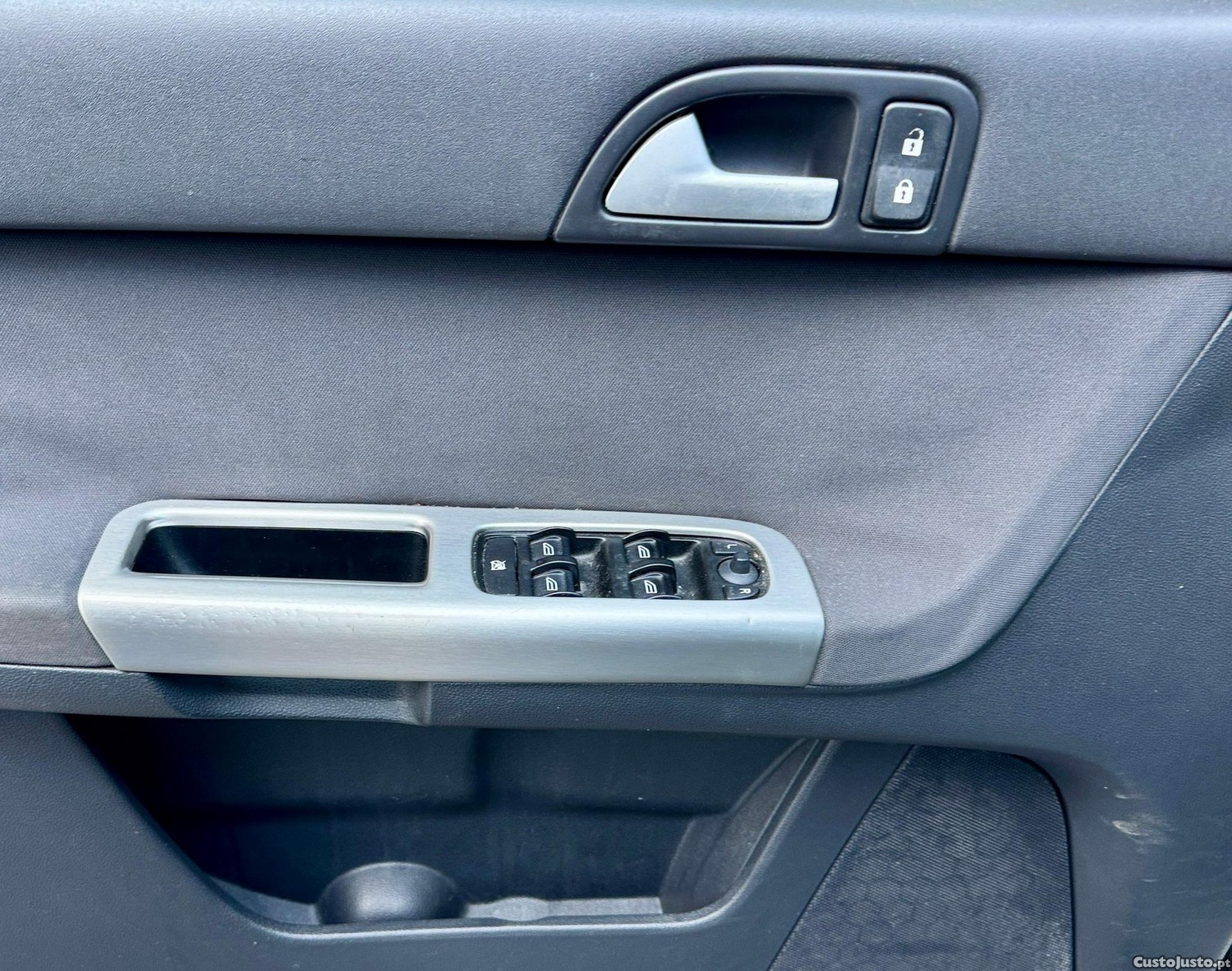 Volvo V50 1.6 D Kinetic — fotografia 7