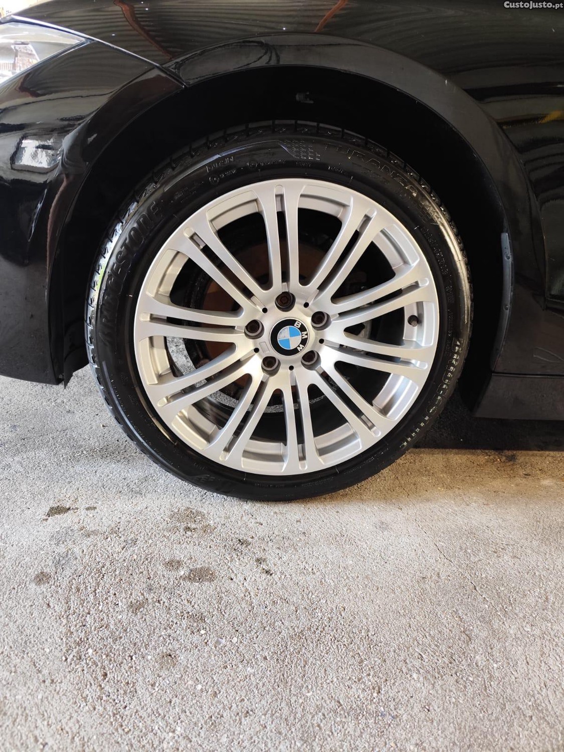 BMW 318 D Xdrive — fotografia 4