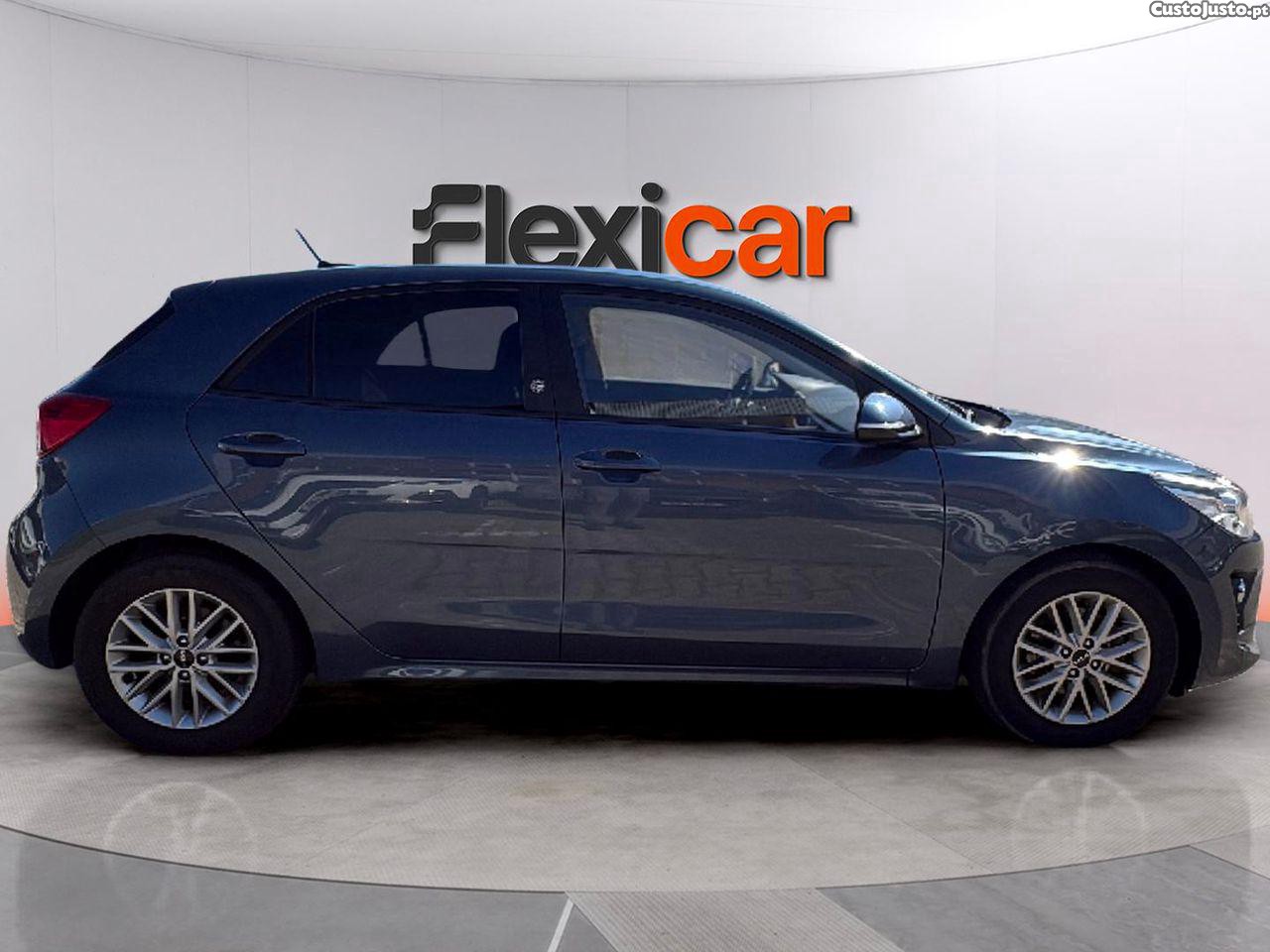Kia Rio 1.0 T-GDi Wave — fotografia 9