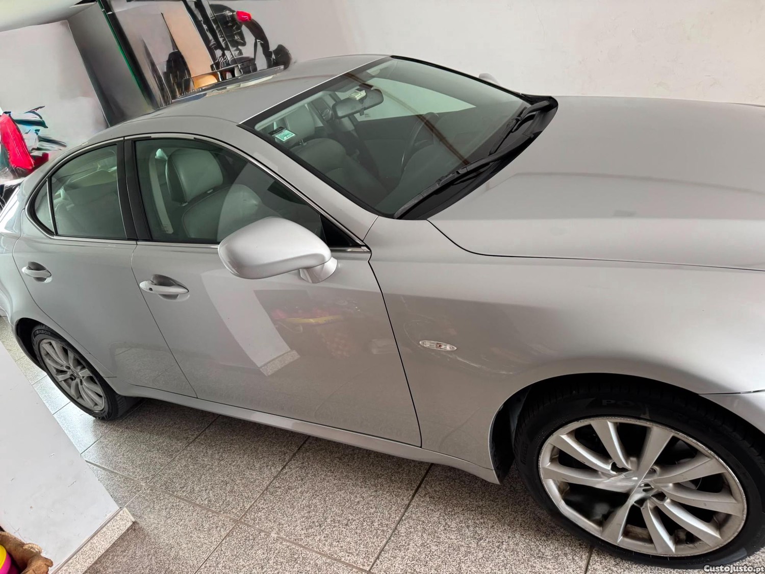 Lexus IS 220 BASE — photo 2