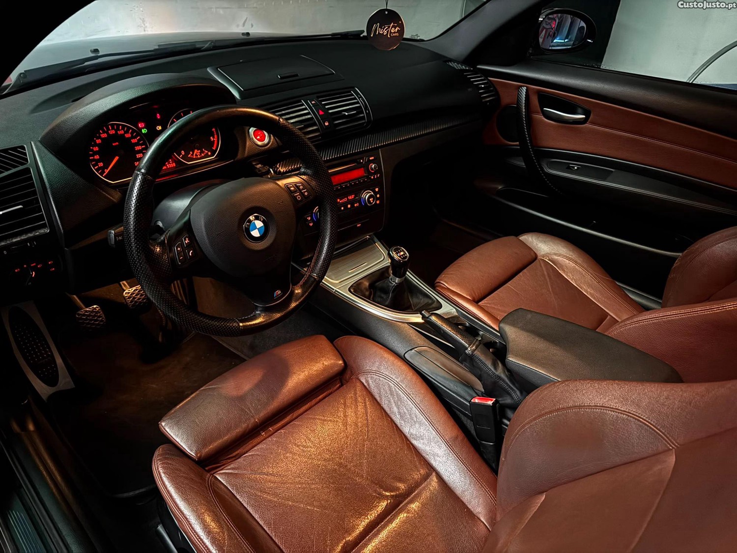 BMW 118 D PACK M — fotografia 5