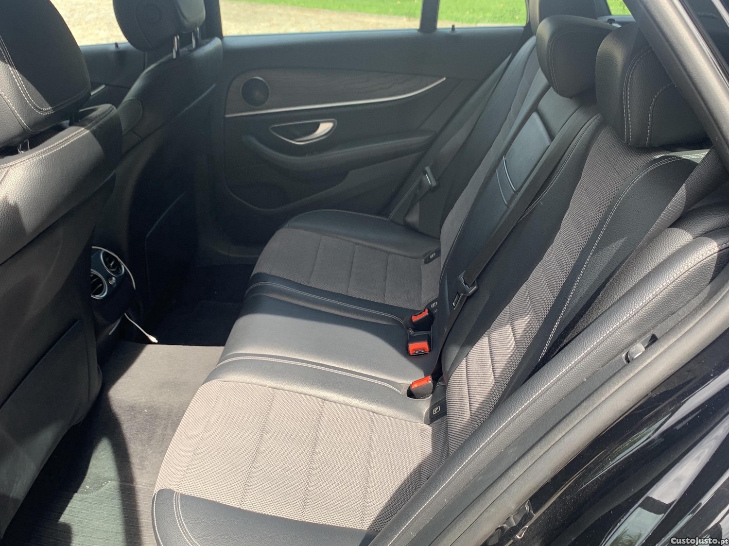 Mercedes-Benz E 220 E220 D Avantgarde — fotografia 6