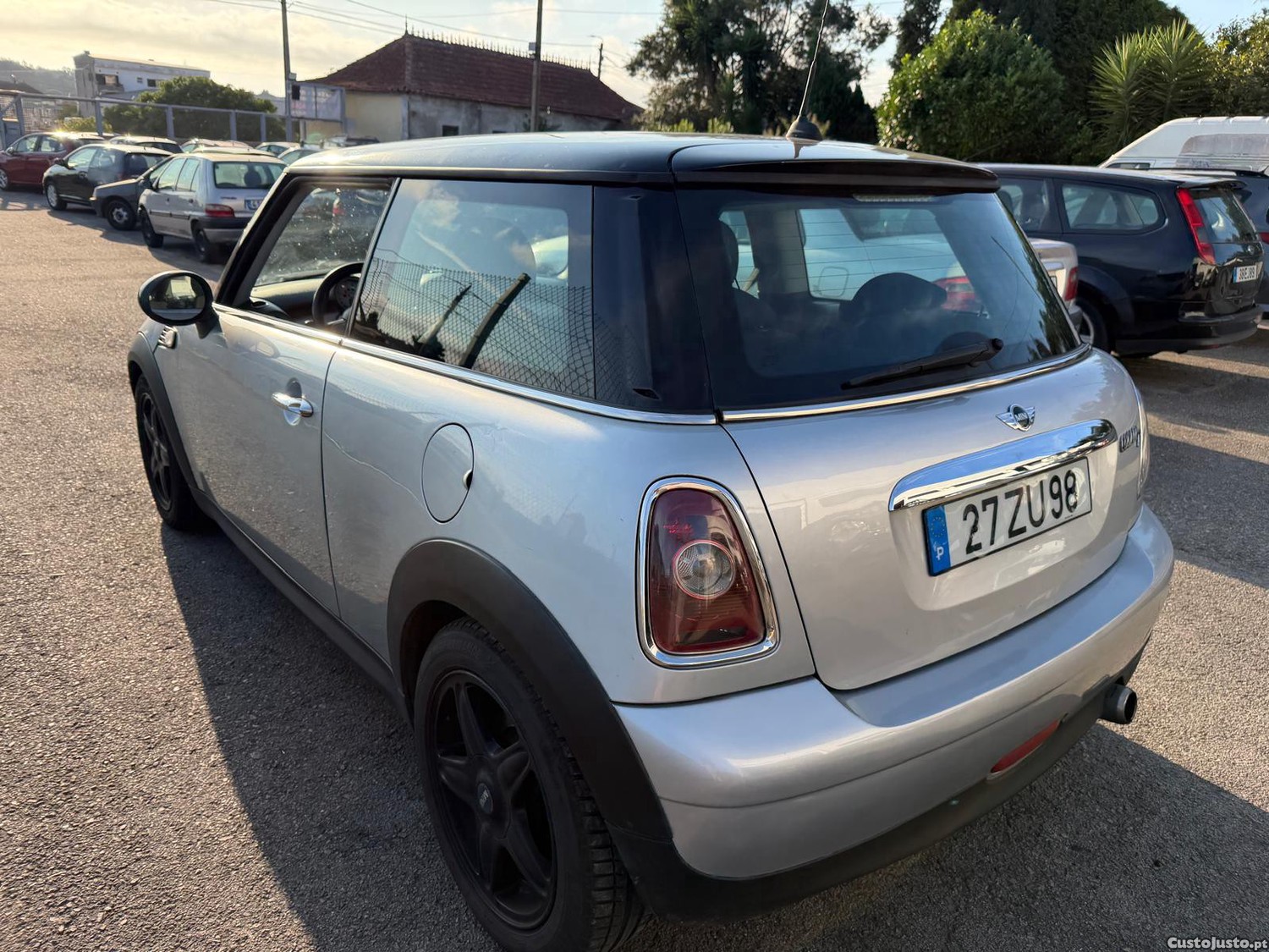 MINI Cooper 1.6D 110Cv — fotografia 9