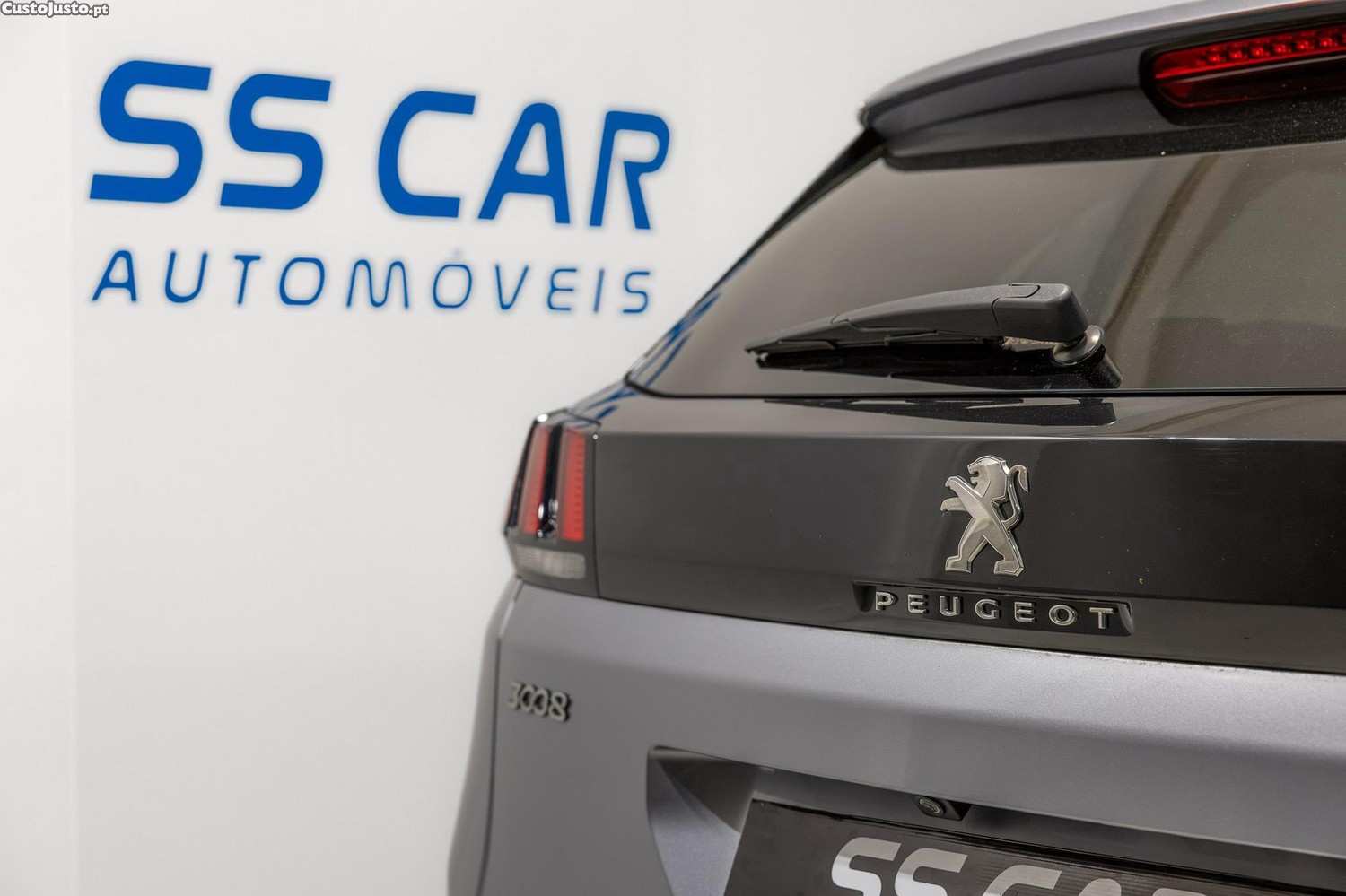 Peugeot 3008 1.2 PureTech Allure — fotografia 17