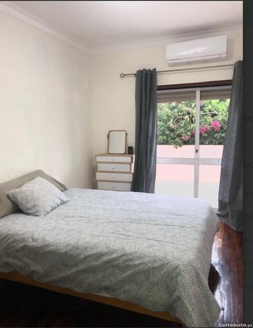 Quarto em Sesimbra, soalheiro, sossegado e varanda privada, próximo praias Sesimbra e Meco
