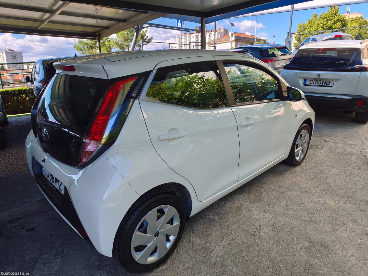 Toyota Aygo 1.0 X-Play - 18 foto 5