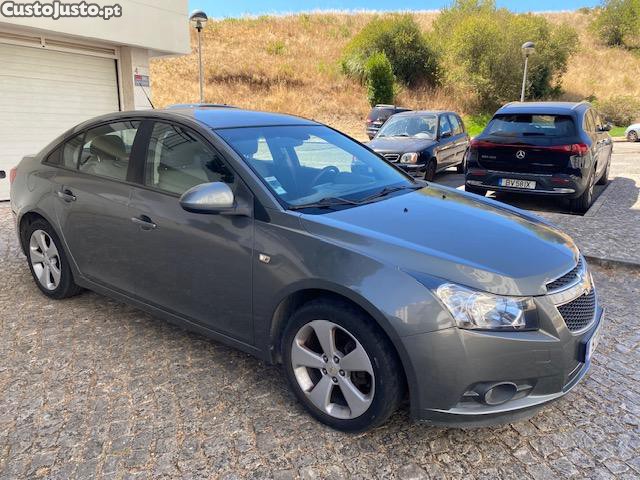 Chevrolet Cruze 1.6 LS — fotografia 8