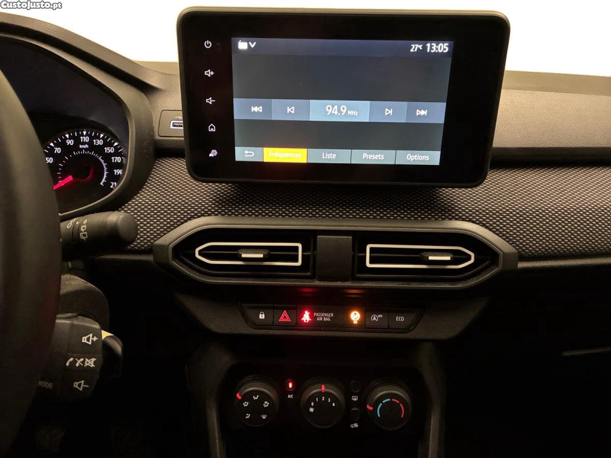 Dacia Jogger 1.0 ECO-G Expression 7L Bi-Fuel — fotografia 3