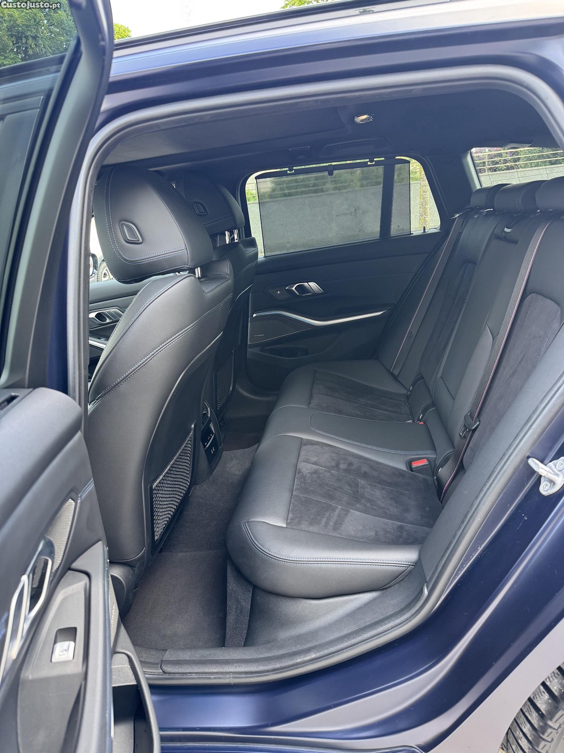 BMW 330 ePack M 2023 plug in — fotografia 3