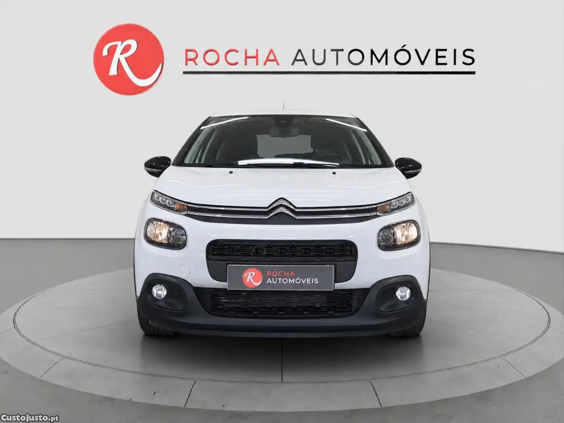 Citroën C3 1.2 PureTech Feel — photo 2