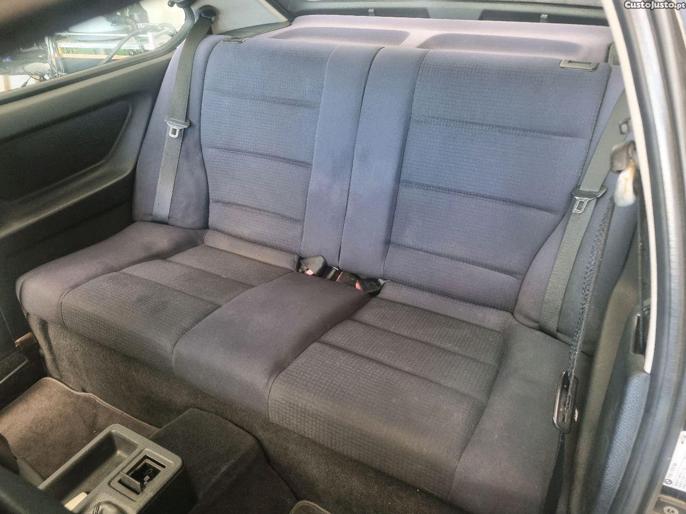 BMW 316 compact170 000km — fotografia 4