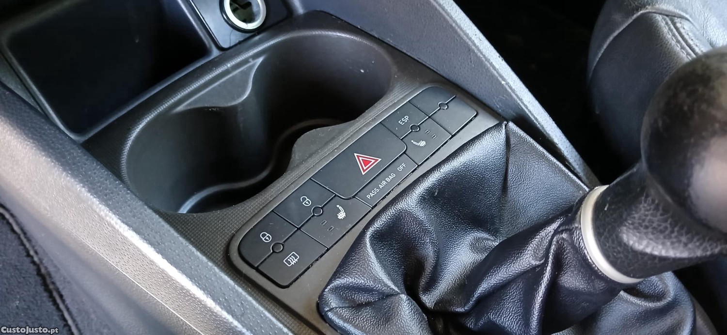 SEAT Ibiza ST 1.2 TDI — fotografia 3