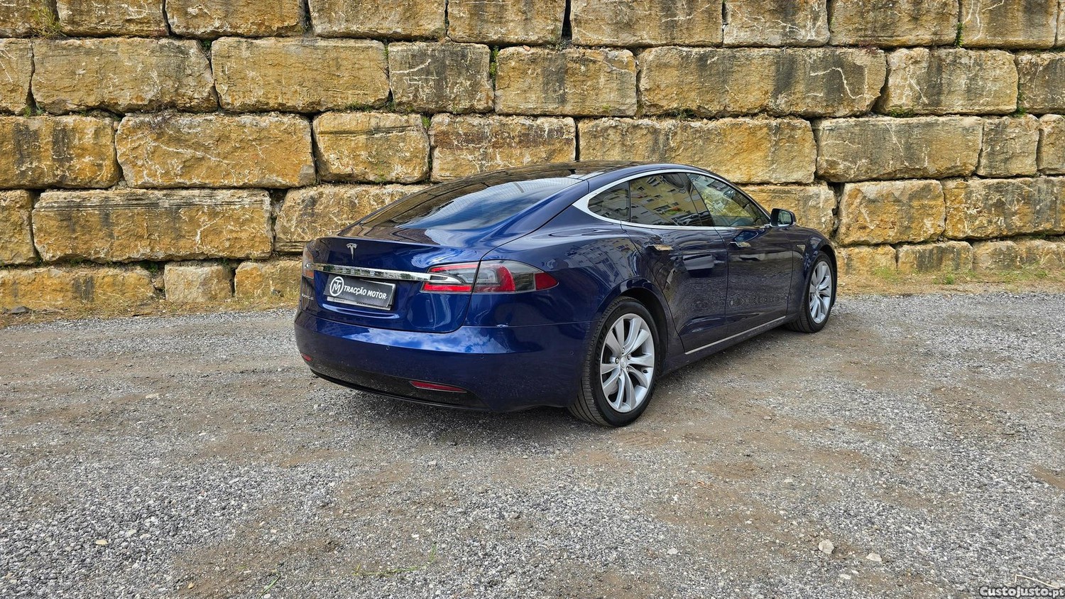 Tesla Model S 75 — fotografia 29