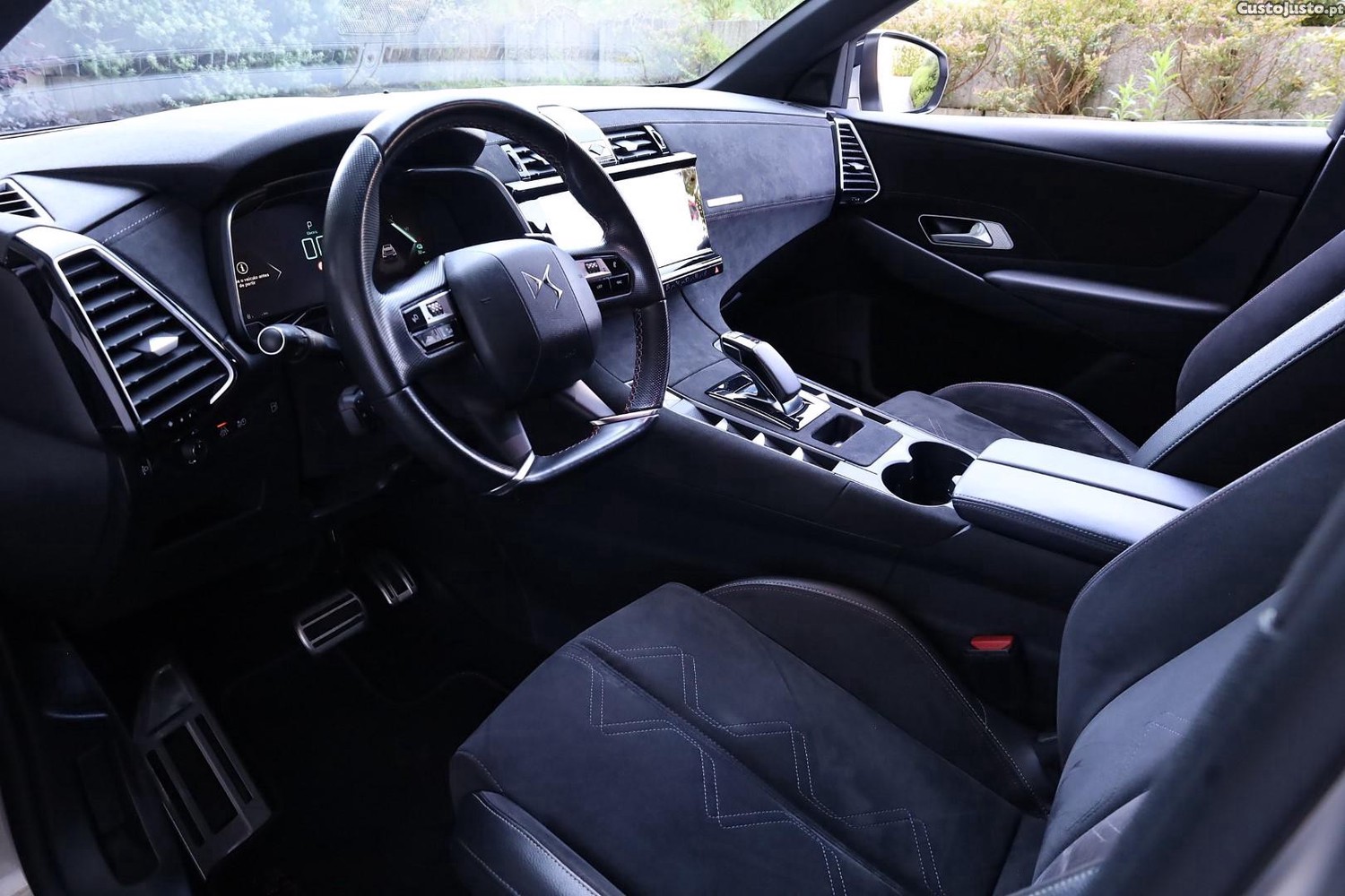 DS 7 7 Crossback E-Tense Performance Line EAT8 — fotografia 5