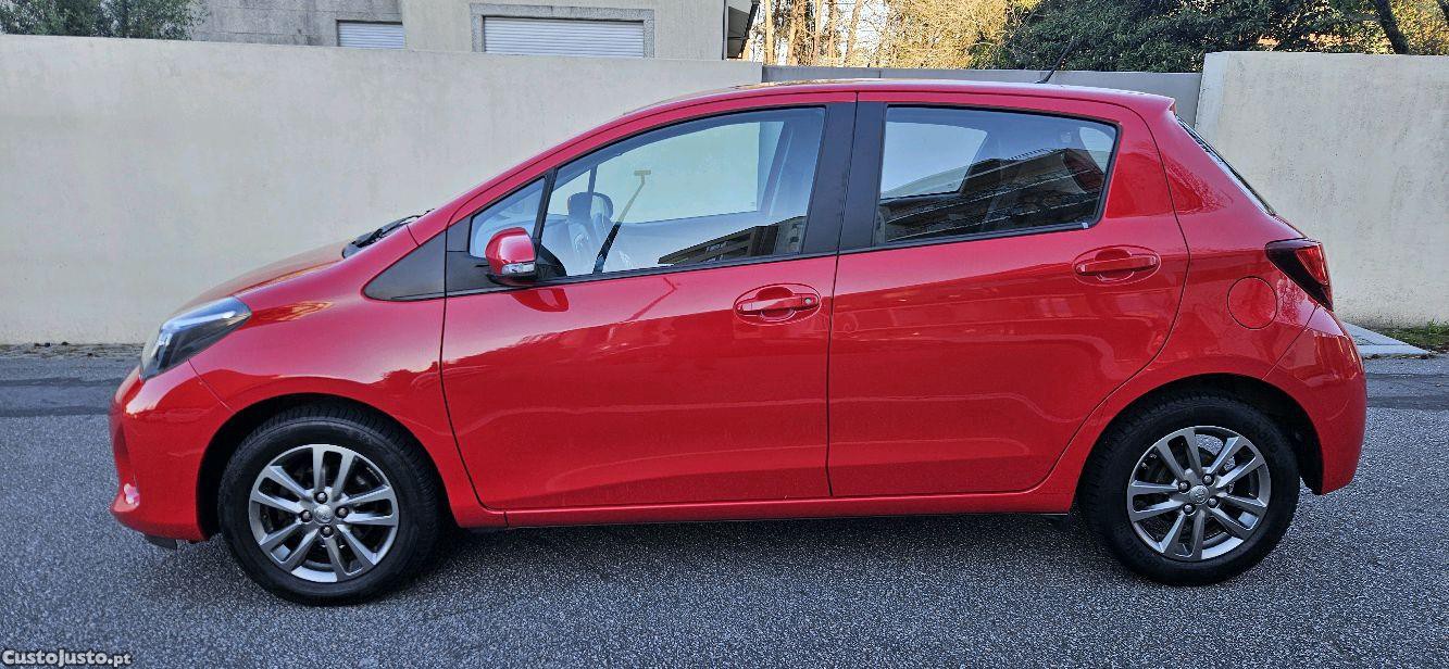 Toyota Yaris 1.33 Comfort — fotografia 5