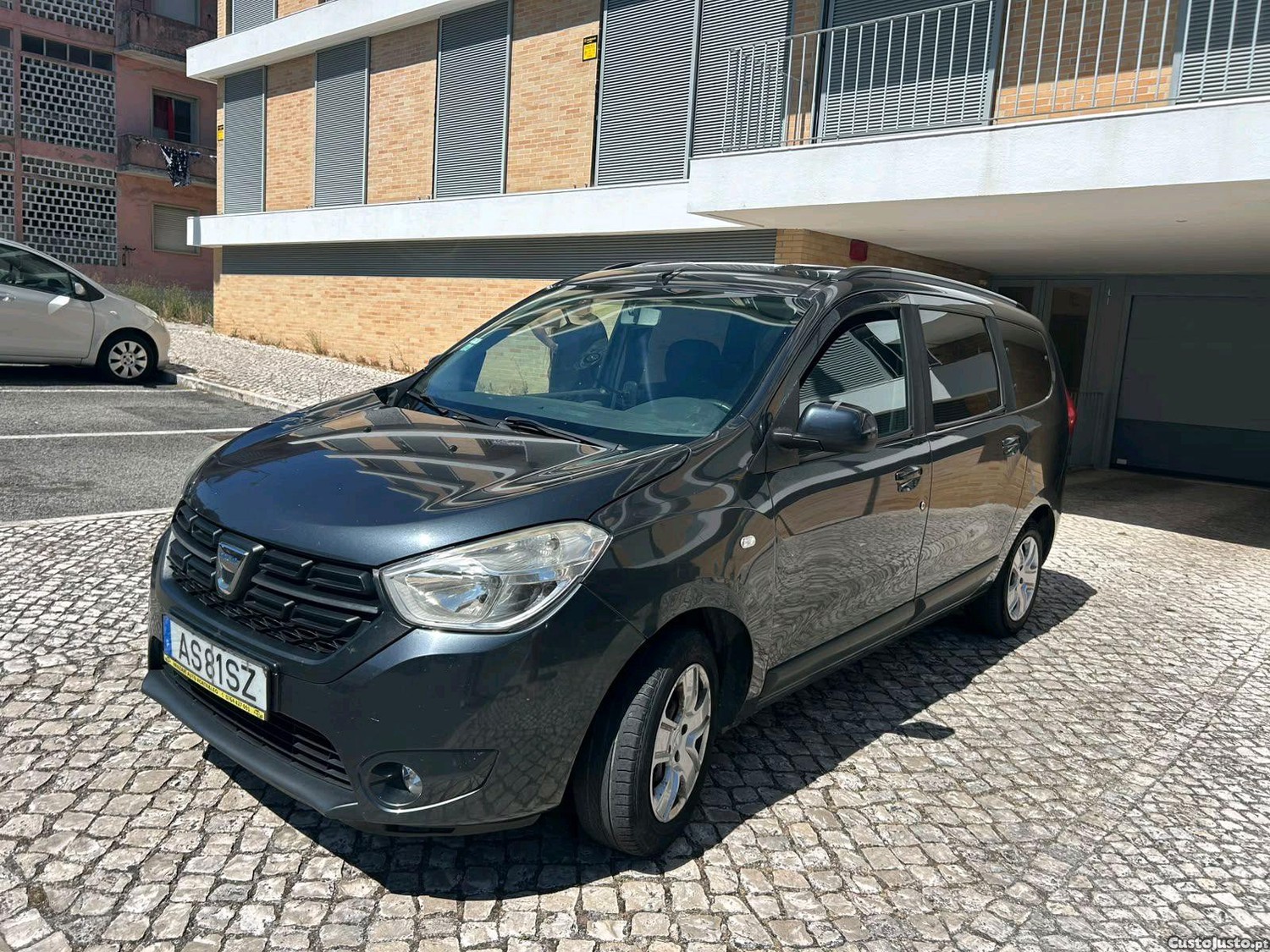 Dacia Lodgy 1.5DCI — fotografia 4