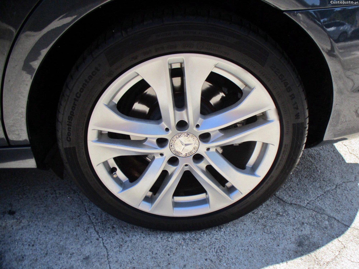 Mercedes-Benz C 220 Cdi — fotografia 2
