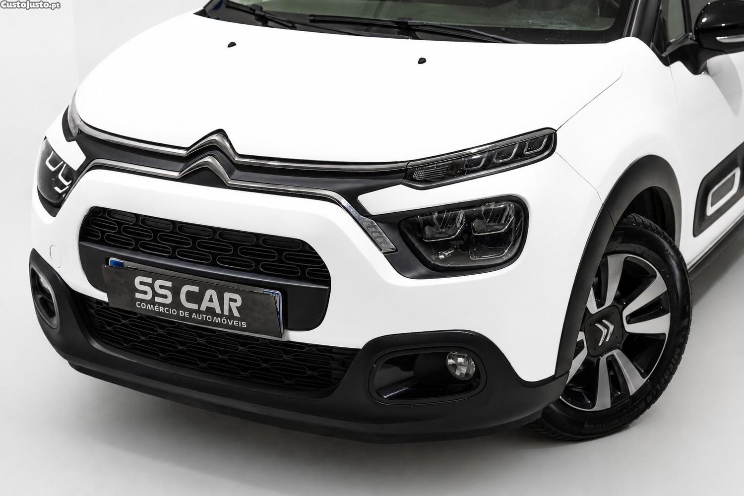 Citroën C3 1.2 PureTech Shine EAT6 — fotografia 19