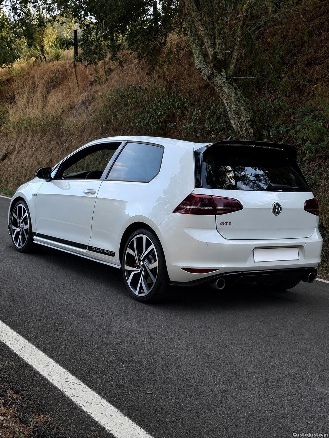 VW Golf 7 GTI Clubsport DSG 2.0TSI - 16 — photo 4