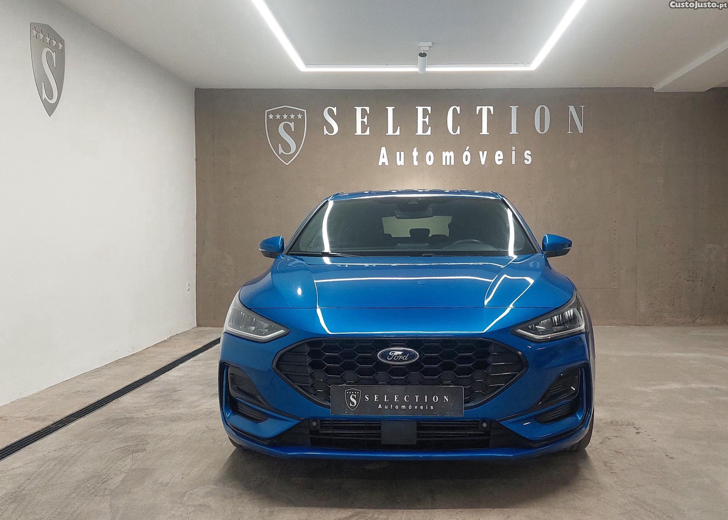 Ford Focus 1.0 ECOBOOST MHEV ST LINE — fotografia 7