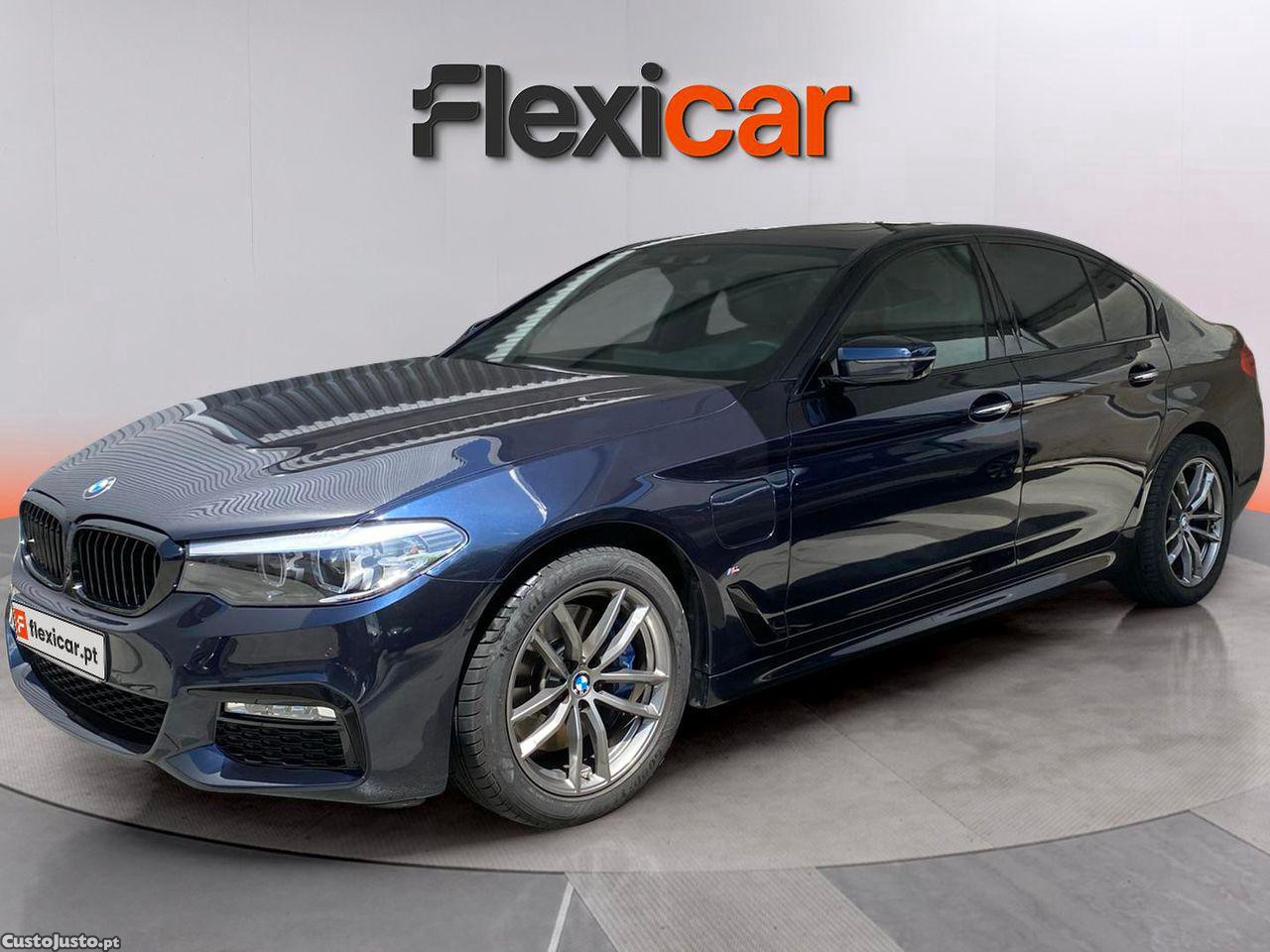 BMW 530 iPerformance Pack M — fotografia 21