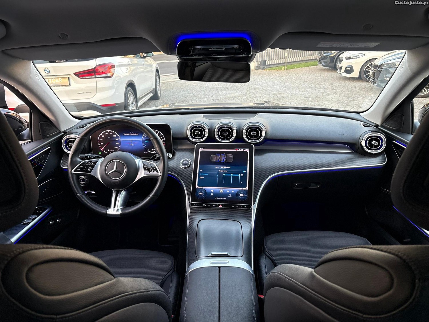 Mercedes-Benz C 300 e Avantgarde — fotografia 7