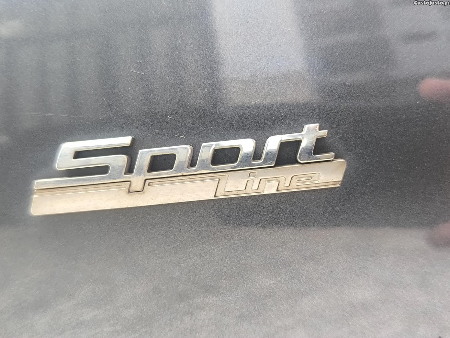 BMW 116 d Line Sport Auto — fotografia 2
