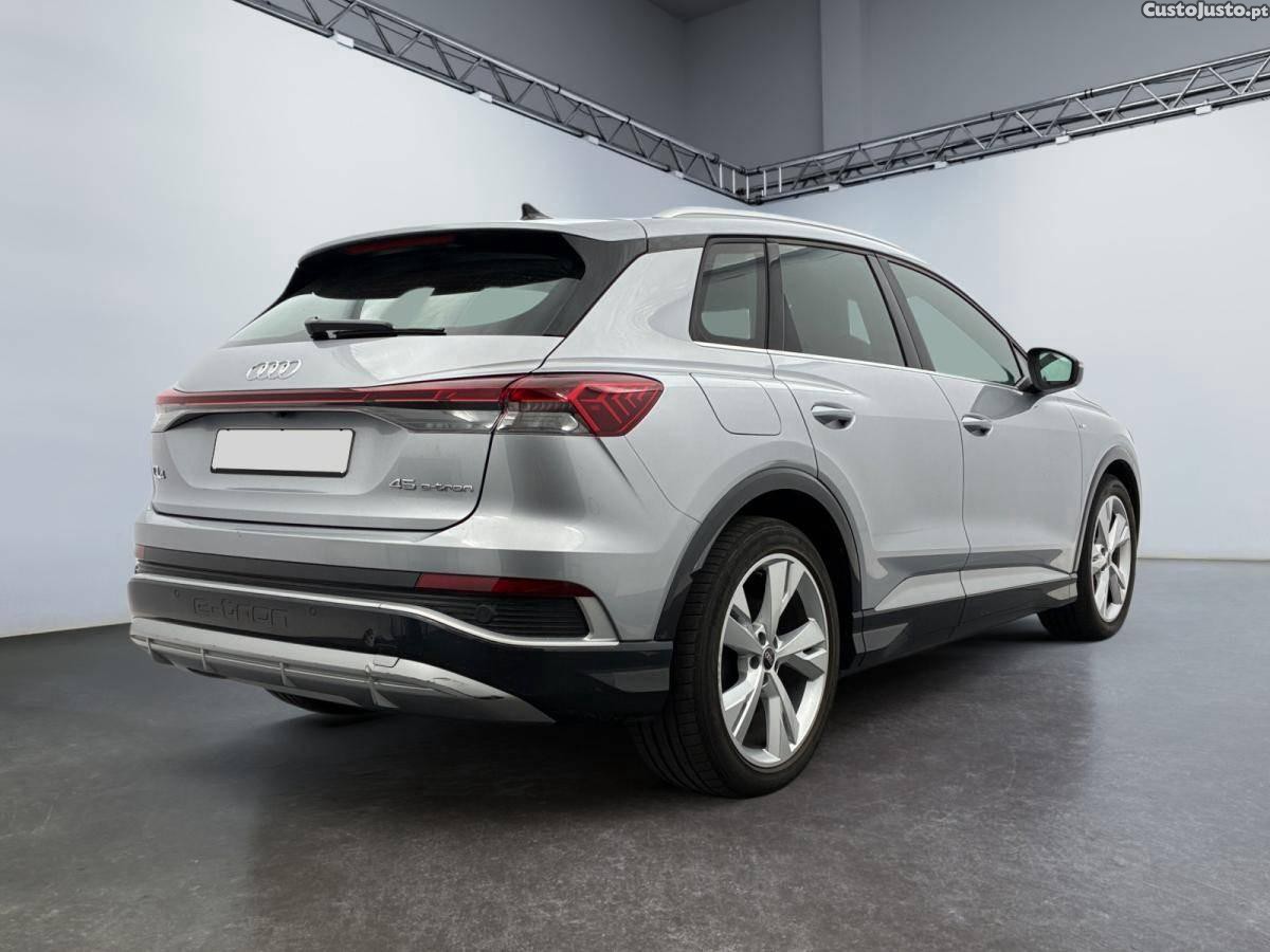 Audi Q4 e-tron 45 82 kWh S-Line — fotografia 11