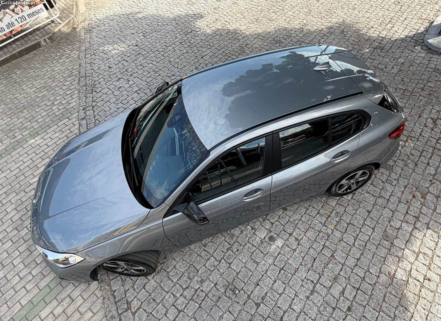 BMW 116 i Advantage — fotografia 2