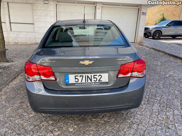 Chevrolet Cruze 1.6 LS — fotografia 3