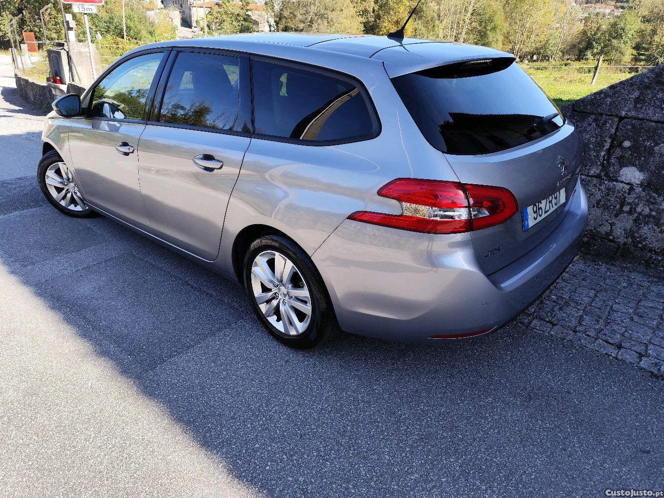 Peugeot 308 308 sw 1.6 Hdi — photo 3