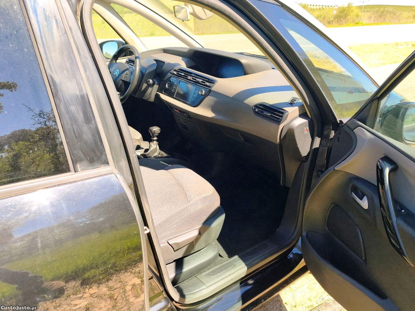 Citroën C4 Spacetourer BlueHDI — fotografia 4