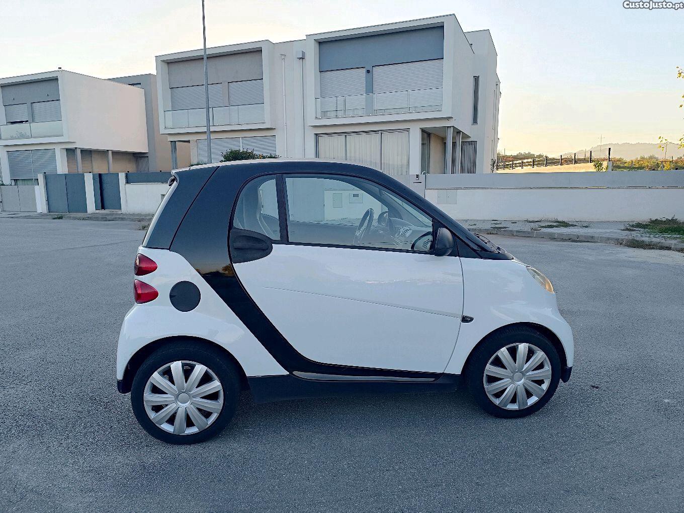 Smart ForTwo 451 DIESEL 2010 EXCELENTE ESTADO — photo 4