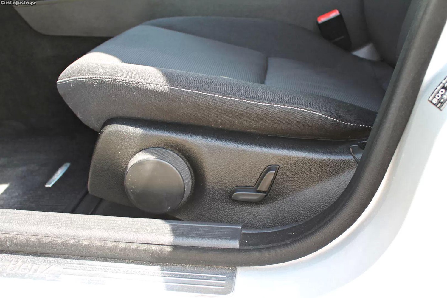 Mercedes-Benz C 220 D — fotografia 15