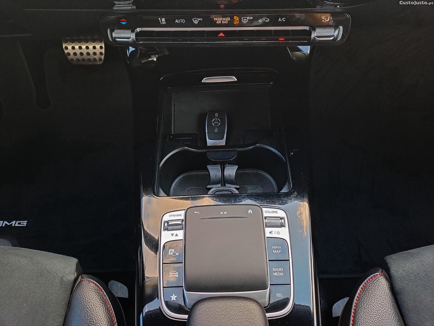 Mercedes-Benz A 200 7G-DCT AMG LINE 163CV GASOLINA 2019 — fotografia 10