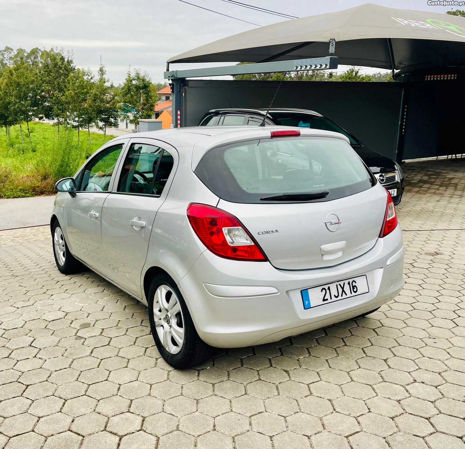 Opel Corsa 1.2 Cosmo 111 — photo 5