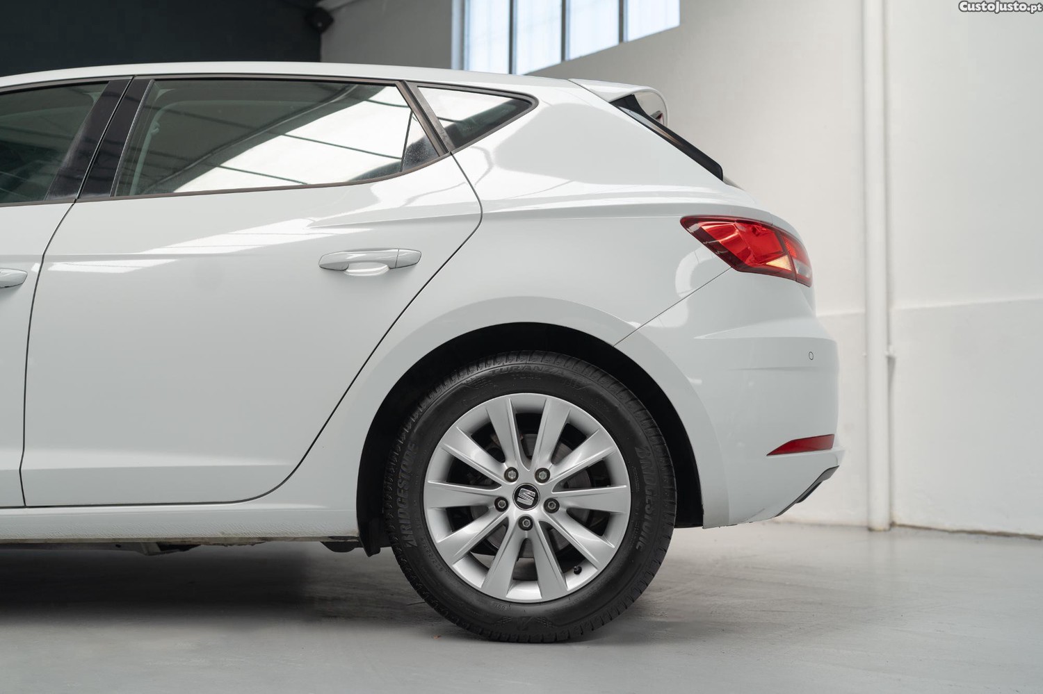 SEAT Leon 1.0 EcoTSI Style — fotografia 3