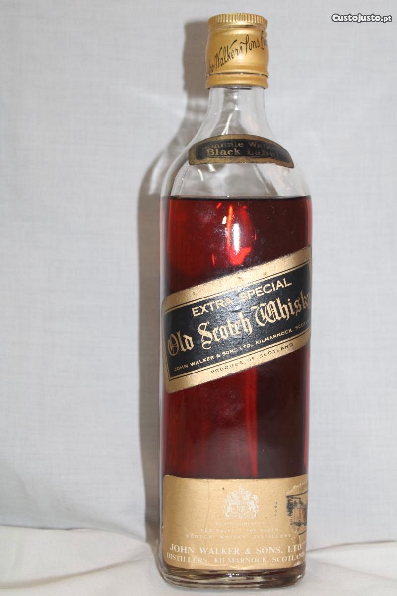 Whisky Johnnie Walker, Black Label extra especial, selo da Guiné, excelente estado, anos 60