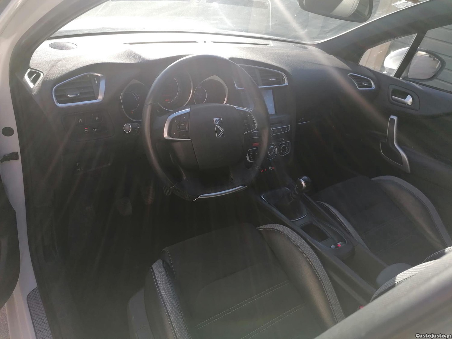 Citroën DS4 Crossback 1.6 BlueHdi - 17 foto 4