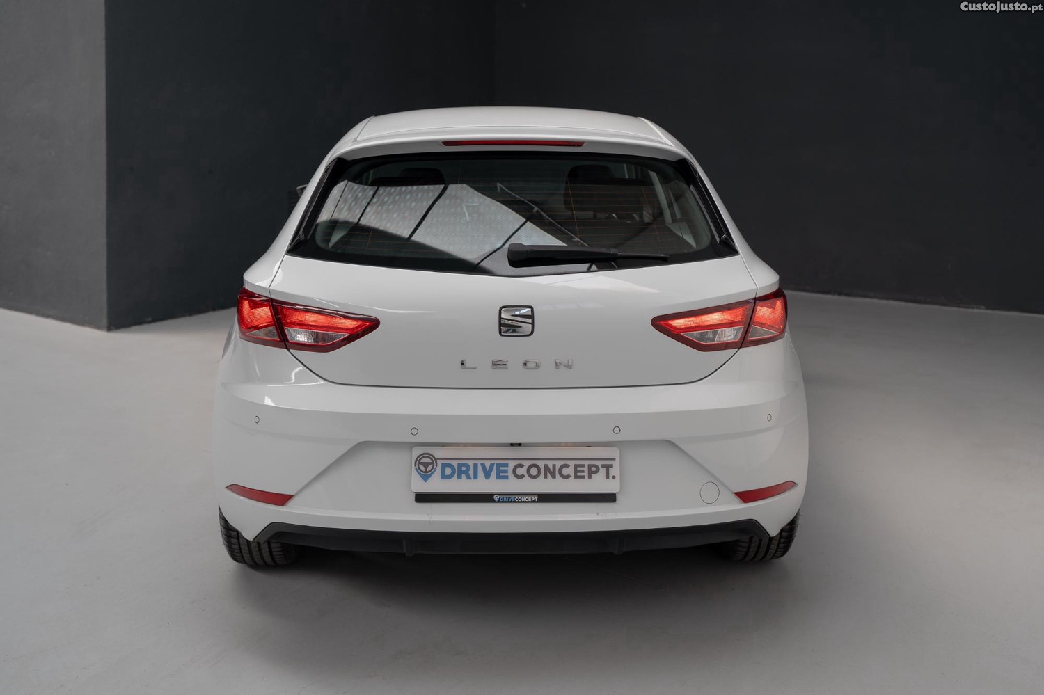 SEAT Leon 1.0 EcoTSI Style — fotografia 9
