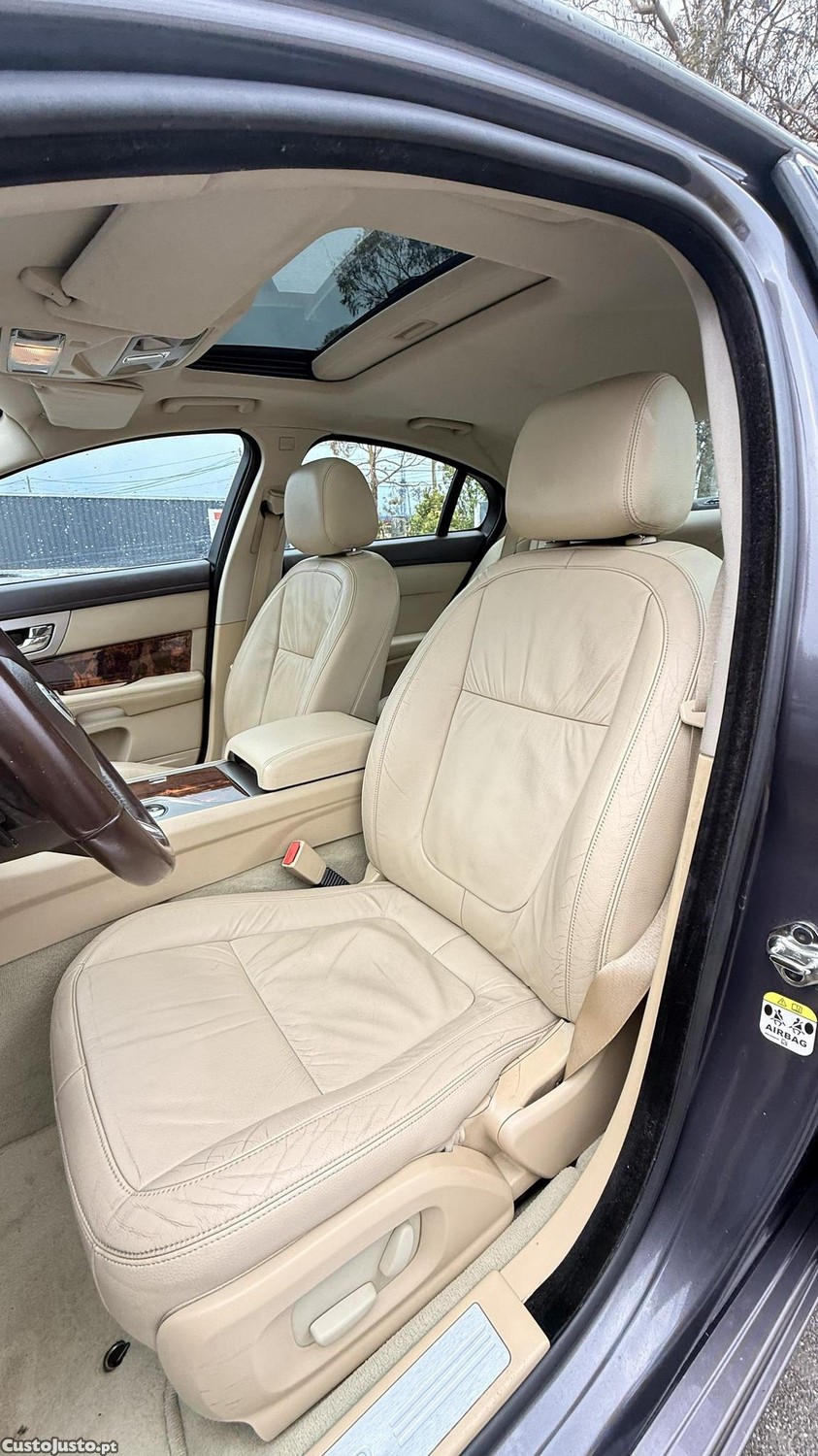 Jaguar XF 2.7 D V6 Luxury Premium de 2008 — fotografia 8