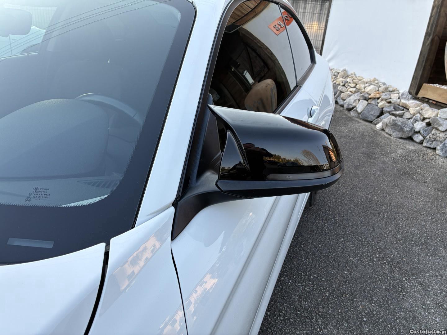 BMW 218 d Aut. M Sport — fotografia 3
