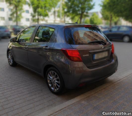 Toyota Yaris Comfort — fotografia 10