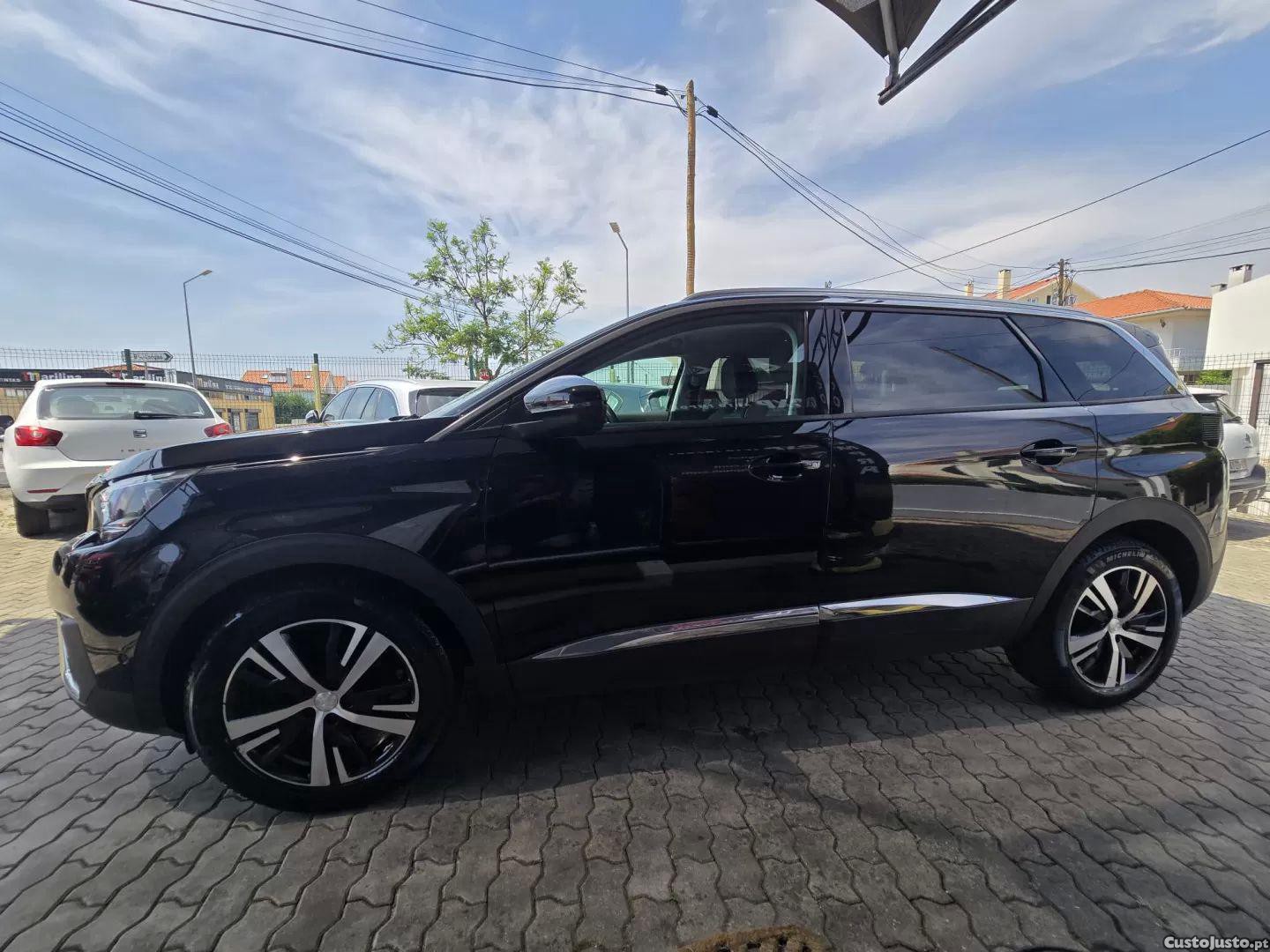Peugeot 5008 1.2 puretech allure pack eat8 — fotografia 17