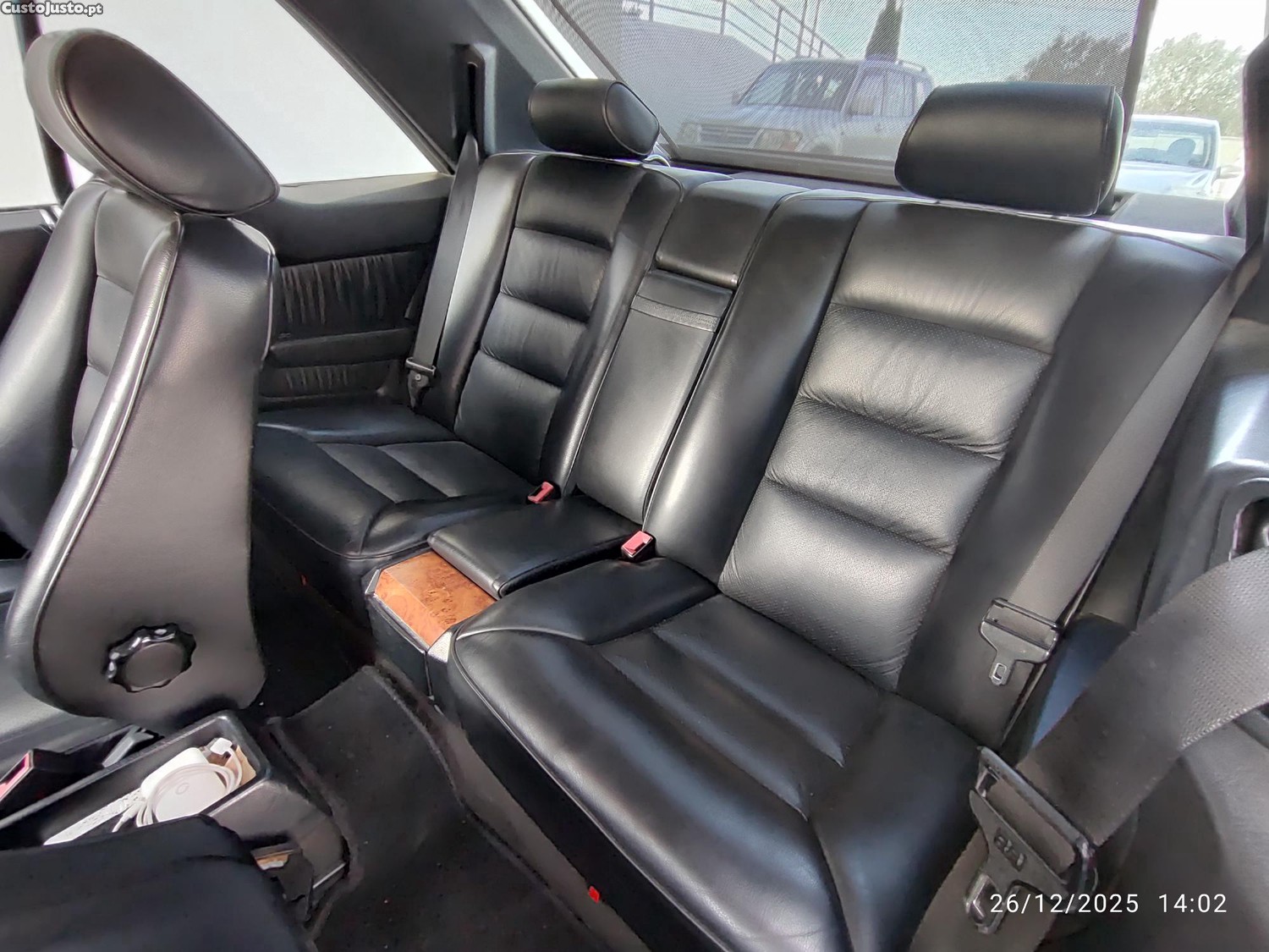 Mercedes-Benz E 220 C W124 — fotografia 4