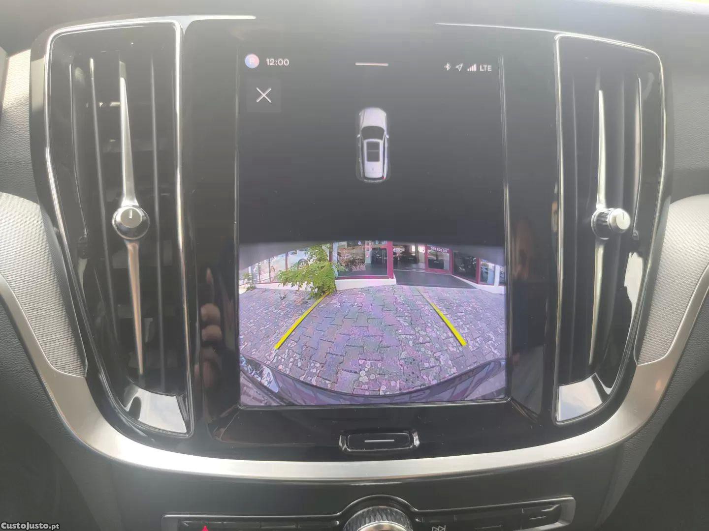 Volvo V60 2.0 t6 awd te plus bright — fotografia 10