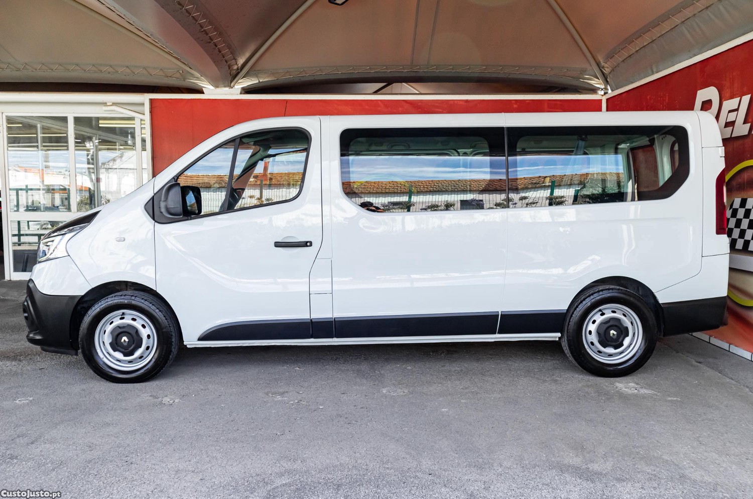 Renault Trafic 2.0 Dci L2H1 9 Lugares — fotografia 14