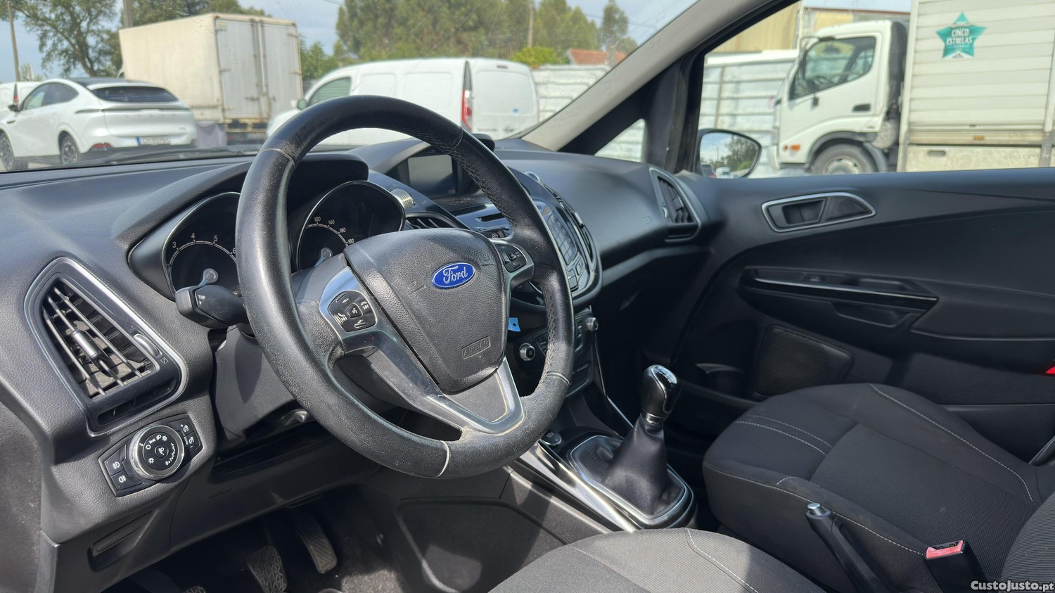 Ford B-Max 1.0 Ecoboost 125 Cvdo ano 2015 Monovolume — fotografia 6