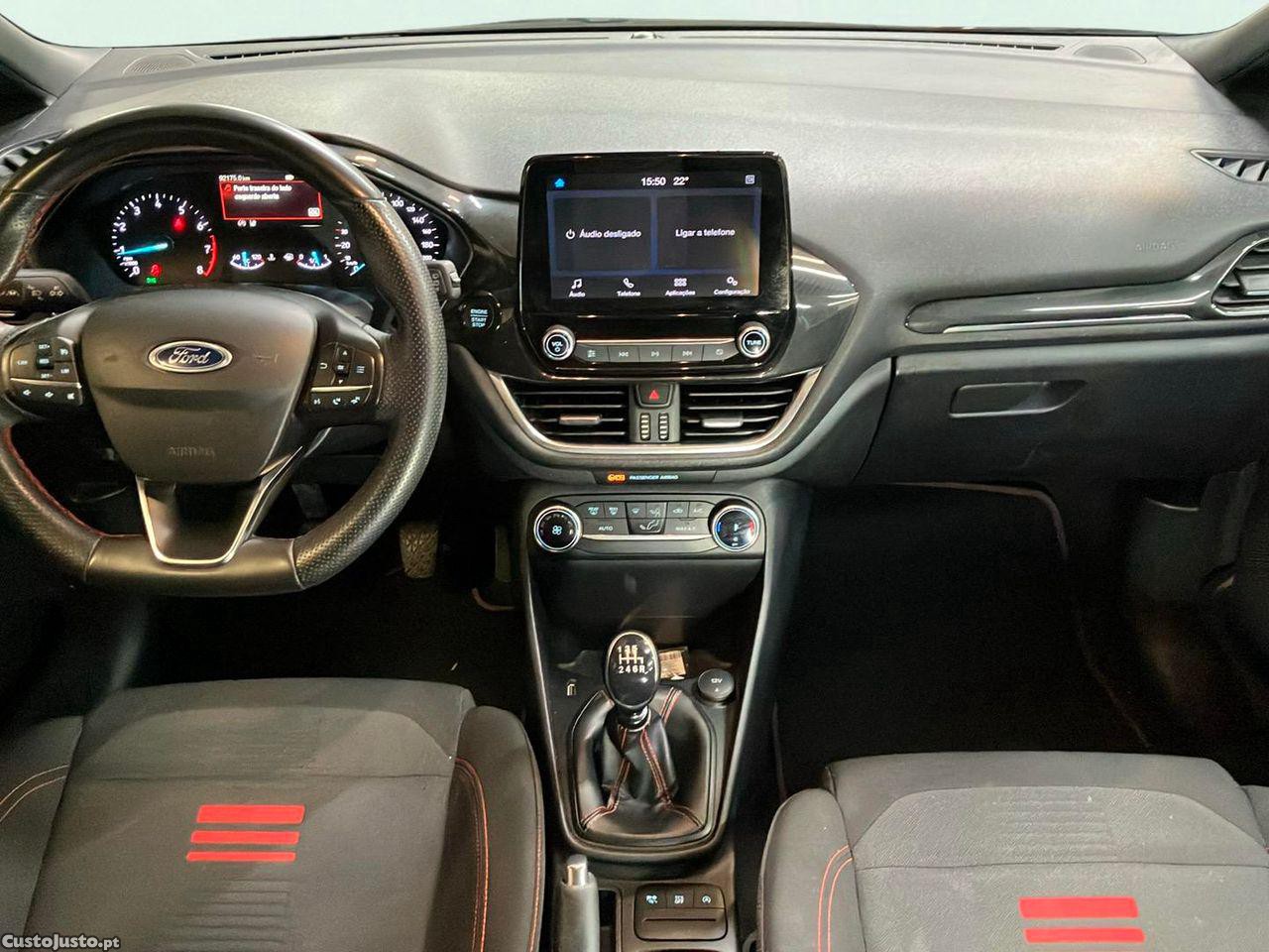 Ford Fiesta 1.0 EcoBoost ST-Line — fotografia 13