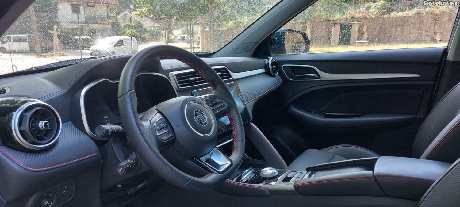 MG ZS EV 50.3 kWh Luxury — fotografia 10